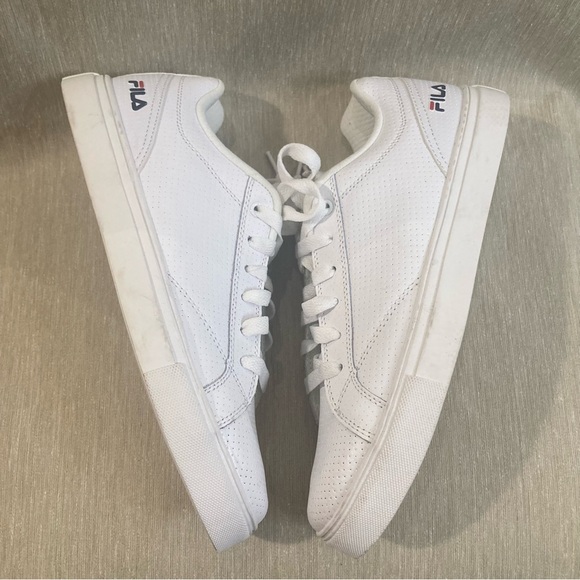 FILA Sz 9 Soft Action Leather Memory Foam Insole CoolMax  Lace Up Sneakers - Picture 3 of 12